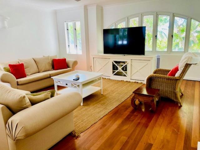 Beachview Apartments At Villa Paradiso Palm Cove Zewnętrze zdjęcie